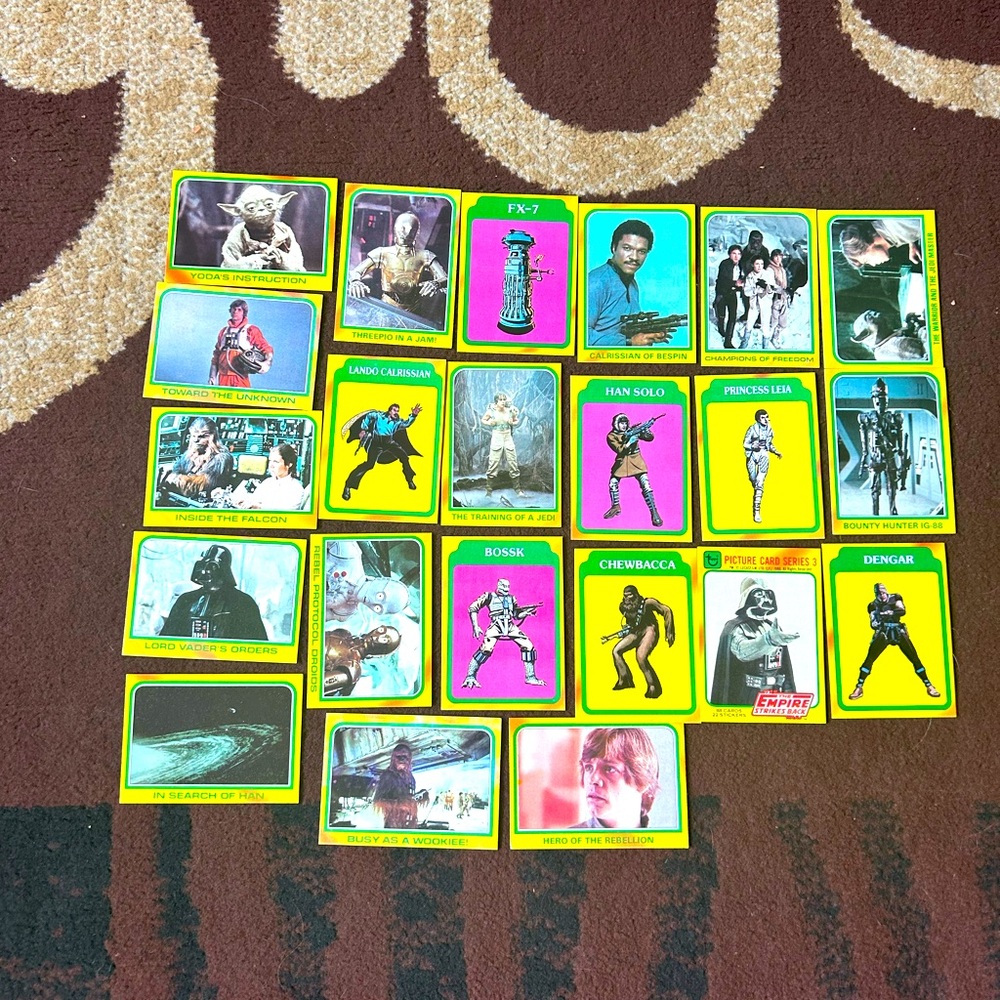 Star Wars Empire Strikes Back 1980 Topps Collector Cards, lot of 22 cards